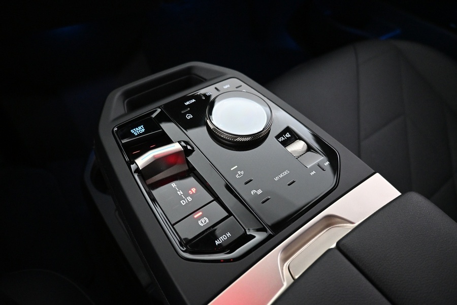 BMW iX vaihtoauto
