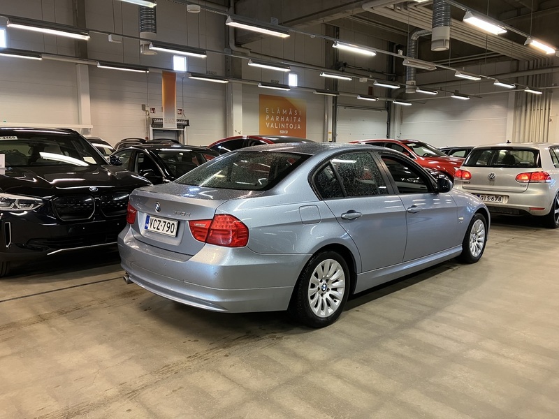 BMW 320 vaihtoauto