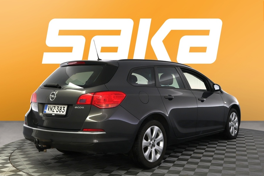 Opel Astra vaihtoauto