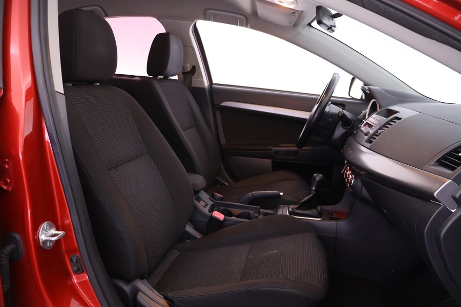 Mitsubishi Lancer vaihtoauto