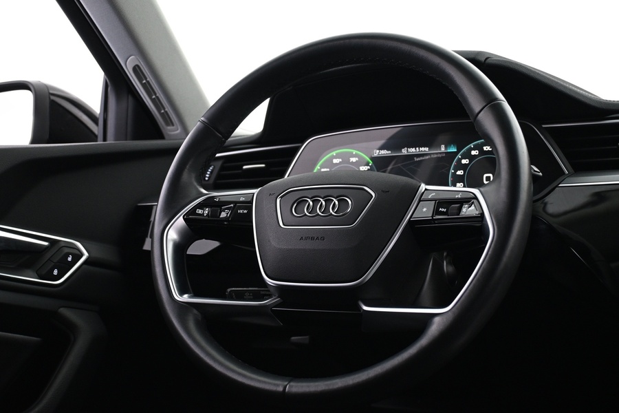 Audi e-tron vaihtoauto