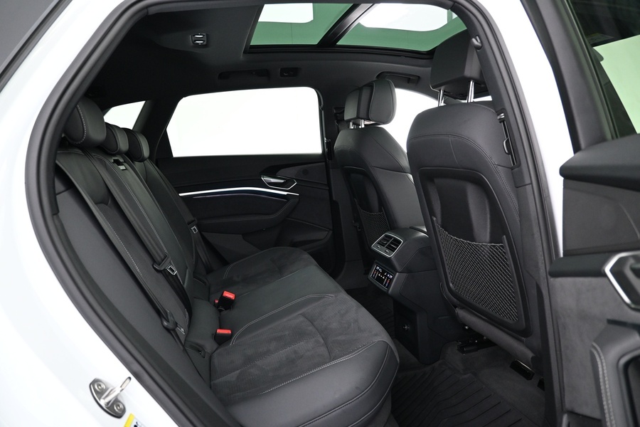 Audi Q8 e-tron vaihtoauto