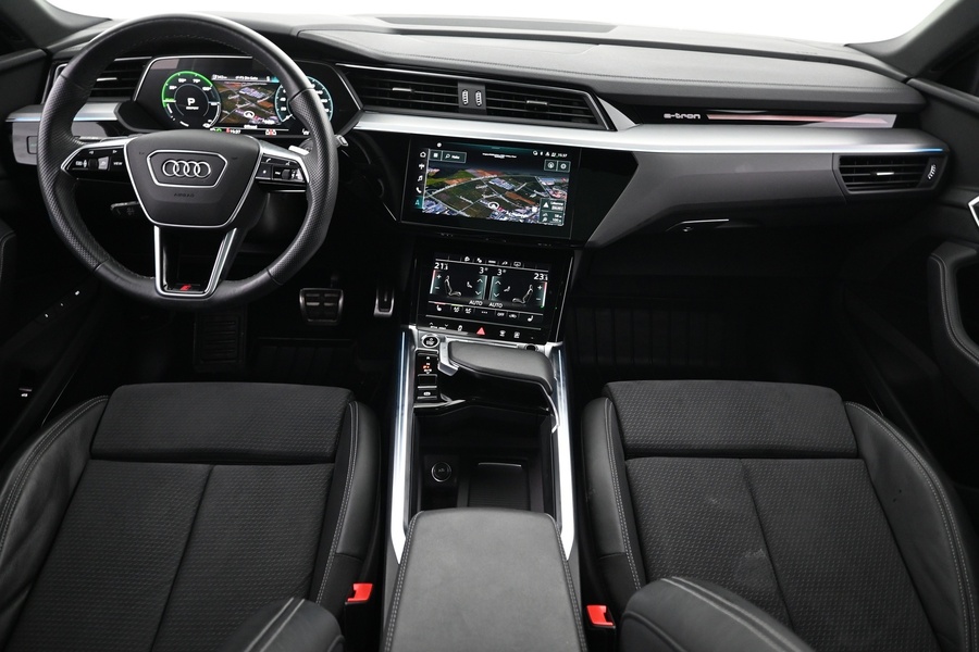 Audi Q8 e-tron vaihtoauto