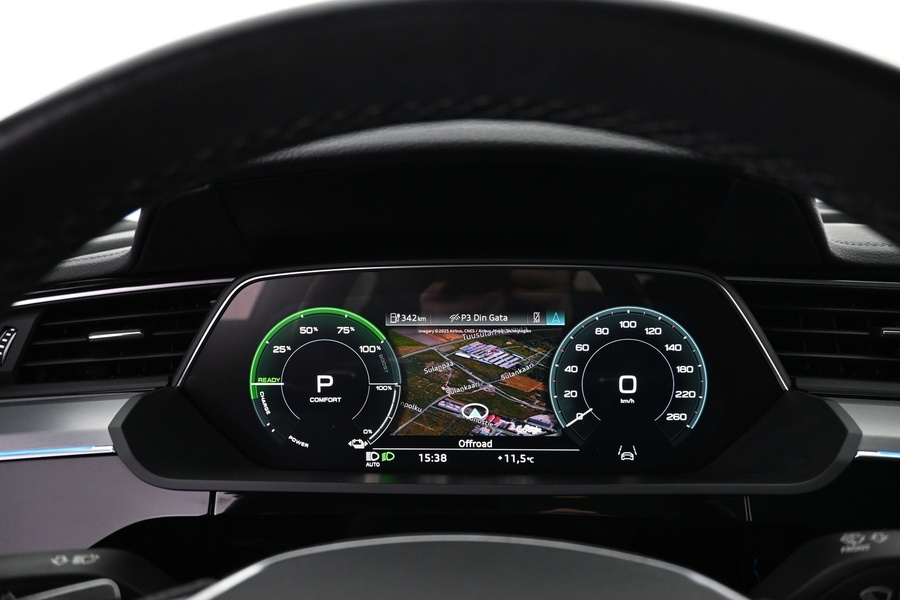 Audi Q8 e-tron vaihtoauto