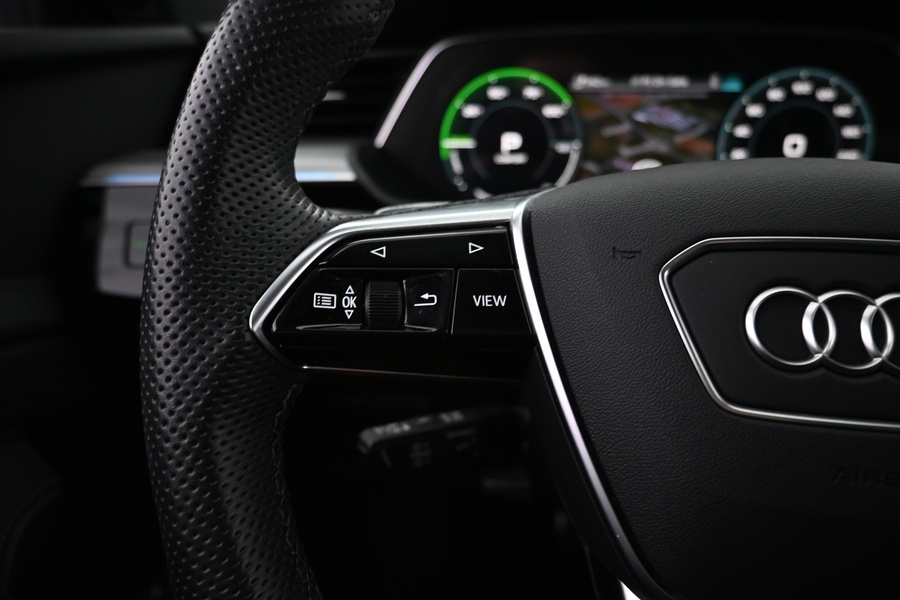 Audi Q8 e-tron vaihtoauto