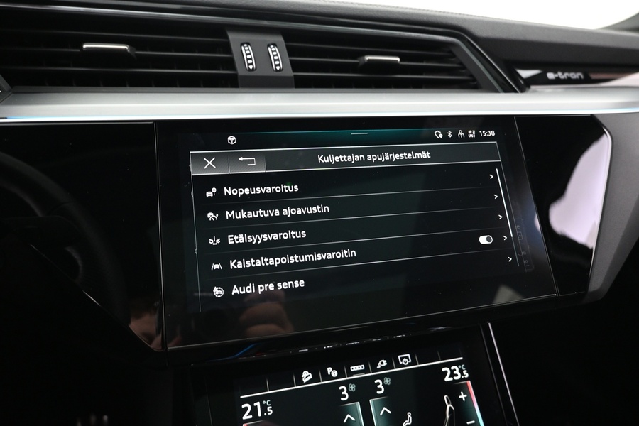 Audi Q8 e-tron vaihtoauto