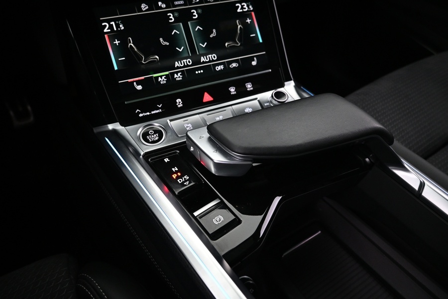 Audi Q8 e-tron vaihtoauto