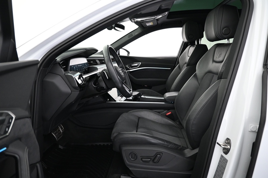 Audi Q8 e-tron vaihtoauto