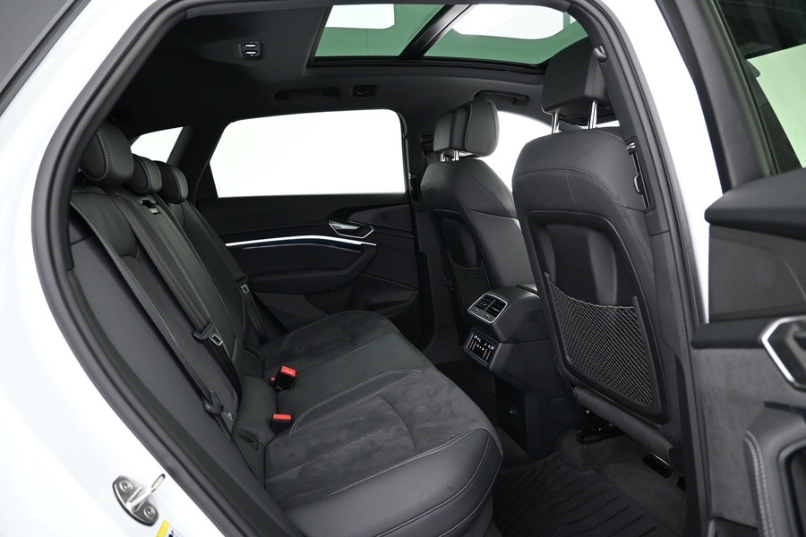 Audi Q8 e-tron vaihtoauto