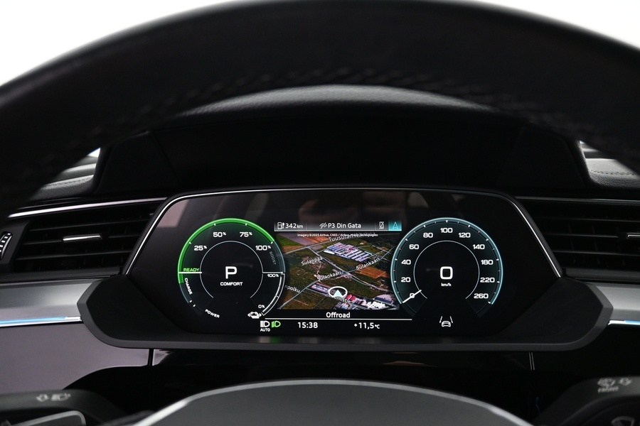 Audi Q8 e-tron vaihtoauto