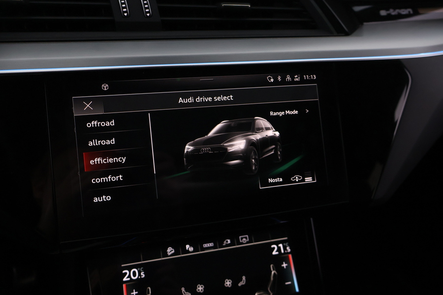 Audi Q8 e-tron vaihtoauto