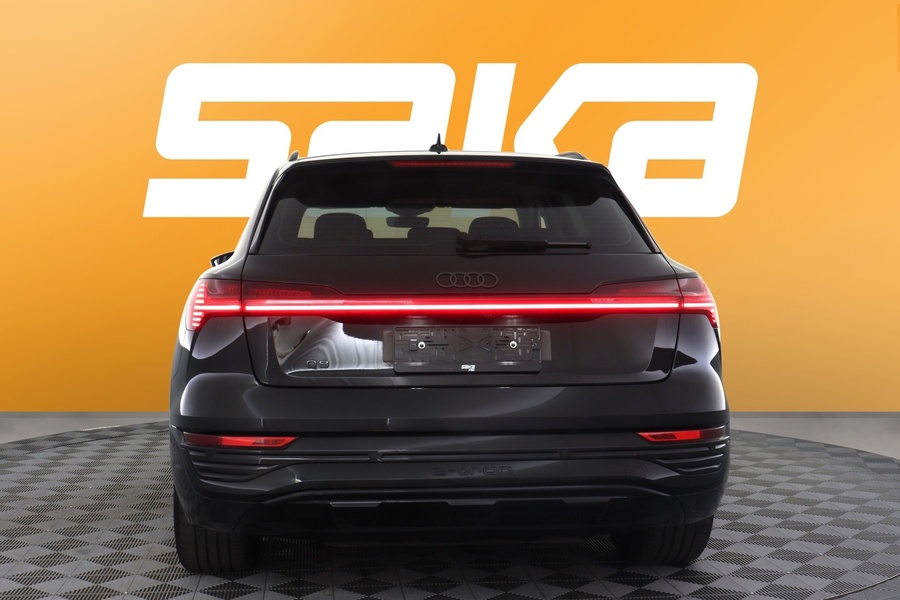 Audi Q8 e-tron vaihtoauto