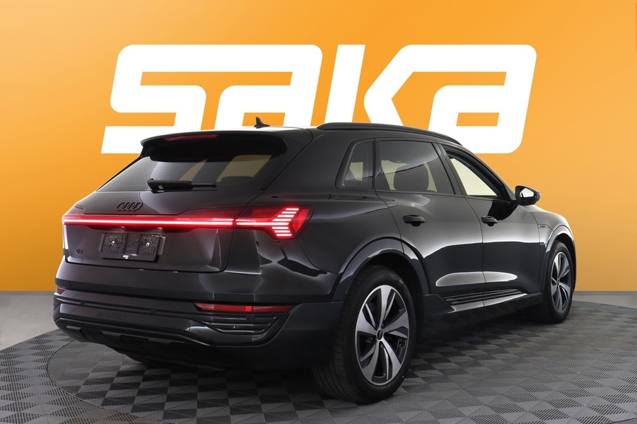 Audi Q8 e-tron vaihtoauto