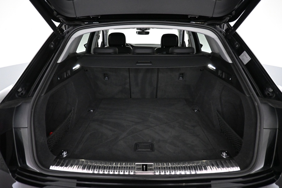 Audi Q8 e-tron vaihtoauto