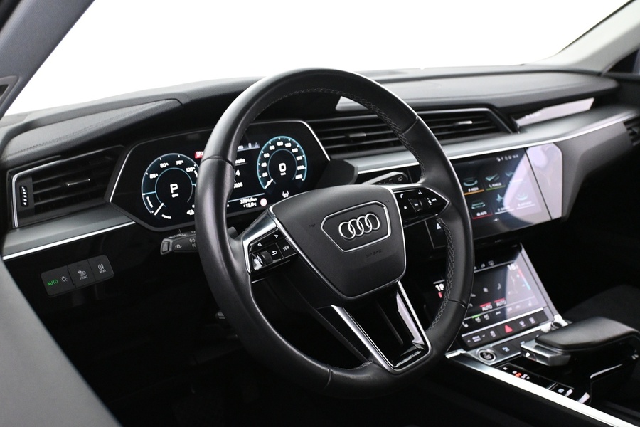 Audi Q8 e-tron vaihtoauto