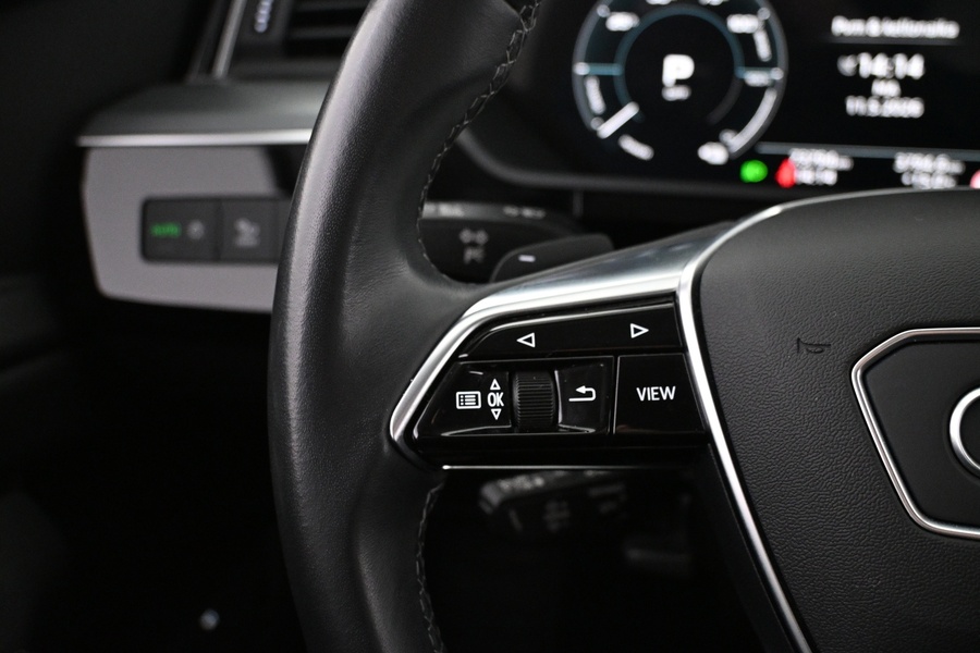 Audi Q8 e-tron vaihtoauto