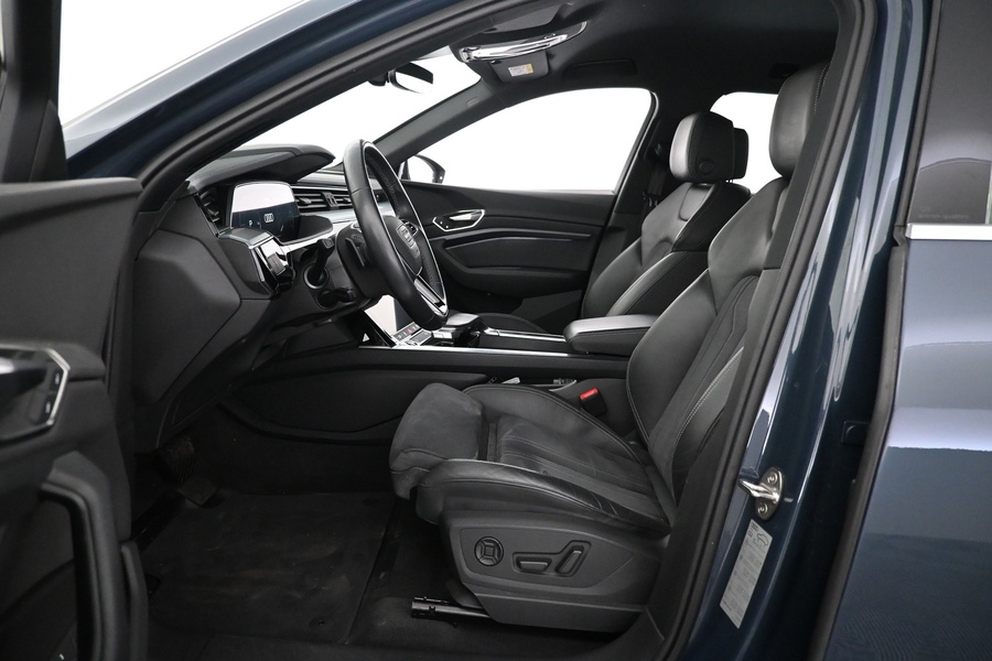 Audi Q8 e-tron vaihtoauto