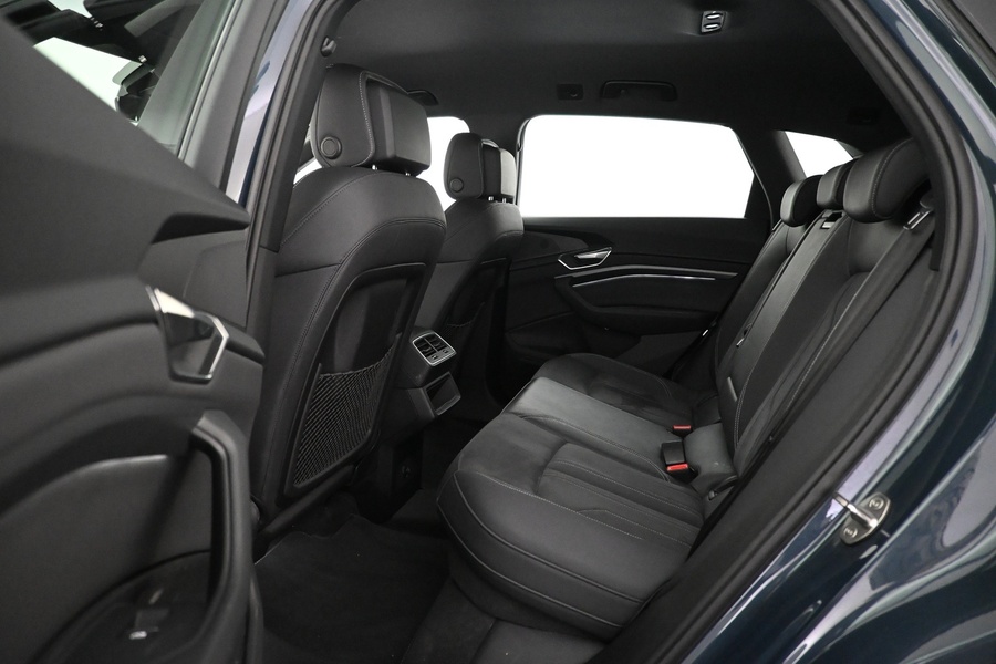 Audi Q8 e-tron vaihtoauto