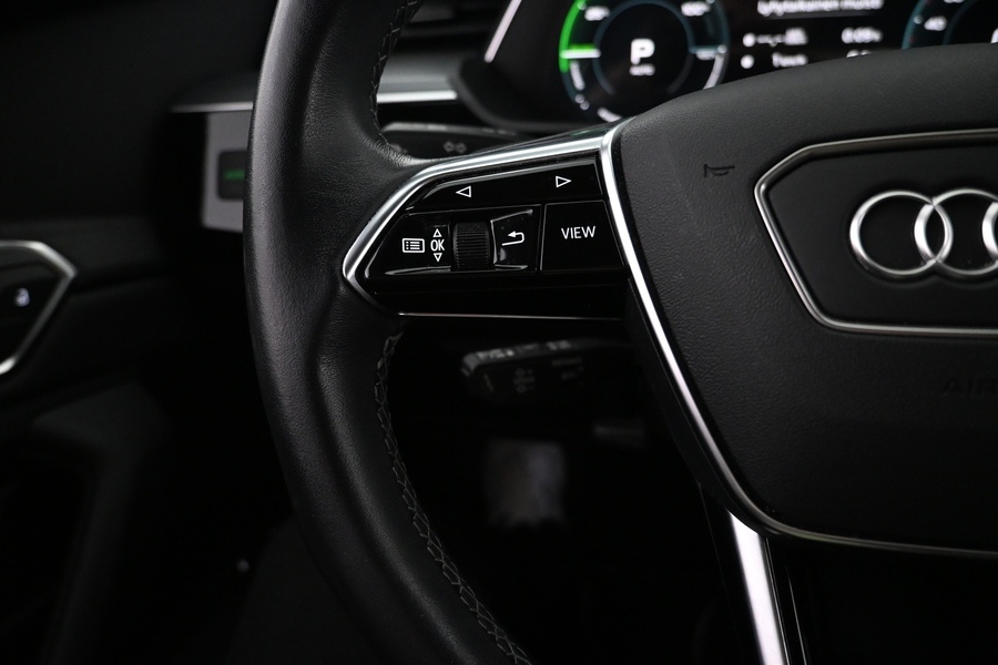 Audi Q8 e-tron vaihtoauto