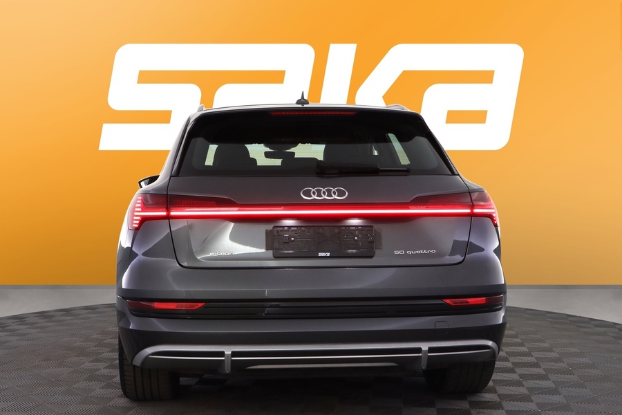 Audi e-tron vaihtoauto