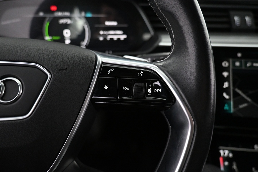 Audi e-tron vaihtoauto