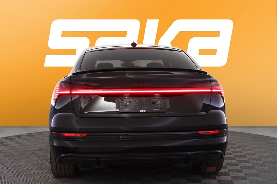 Audi e-tron vaihtoauto