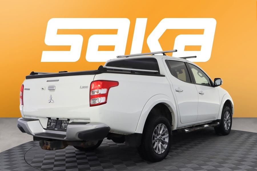 Mitsubishi L200 vaihtoauto