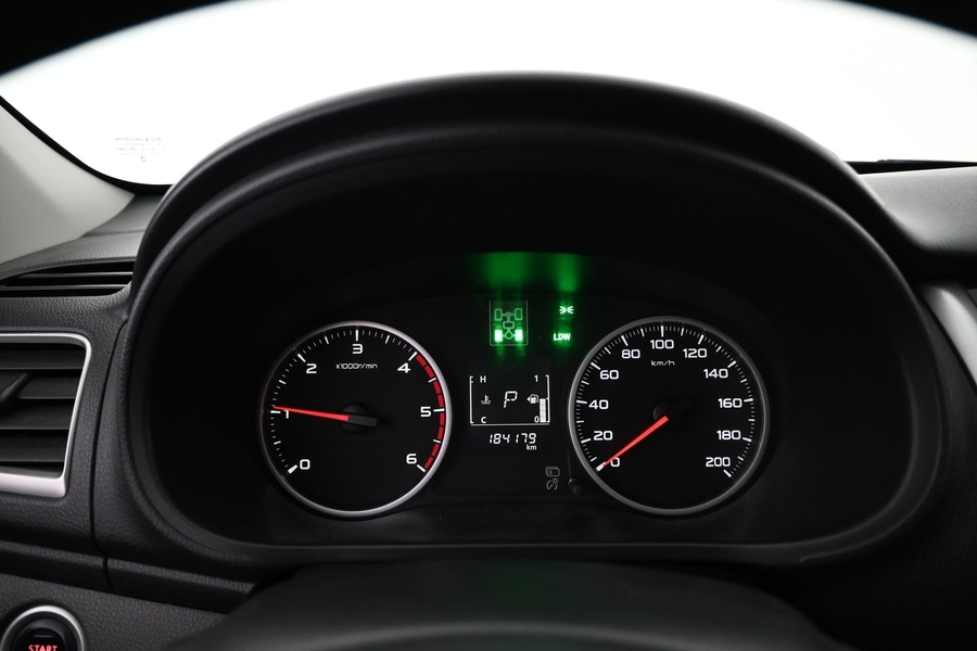 Mitsubishi L200 vaihtoauto