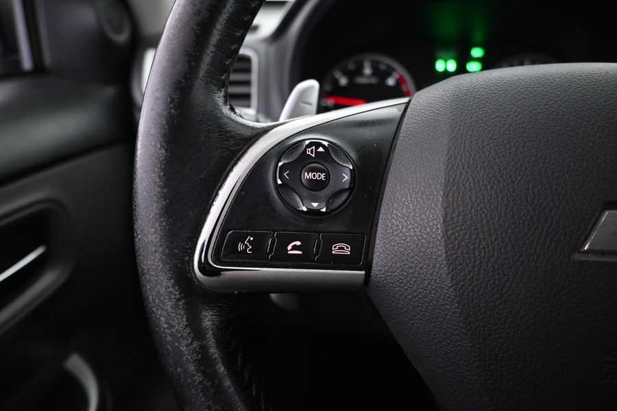 Mitsubishi L200 vaihtoauto