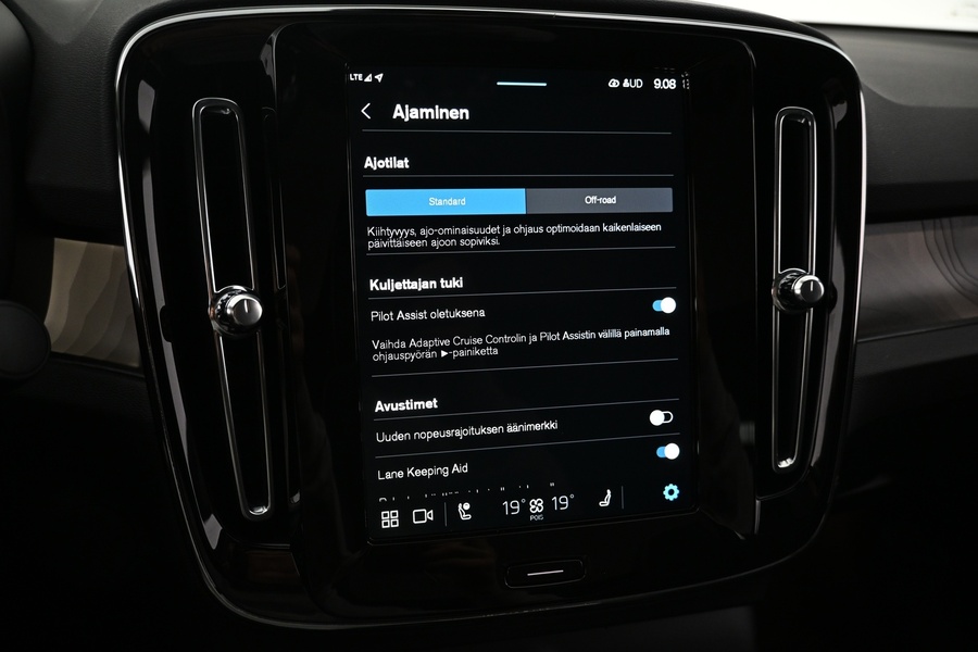 Volvo C40 vaihtoauto