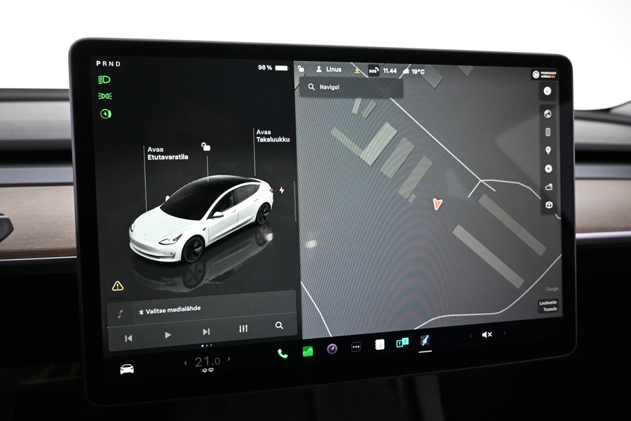 Tesla Model 3 vaihtoauto