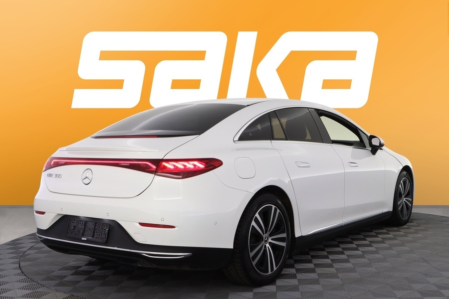 Mercedes-Benz EQE vaihtoauto