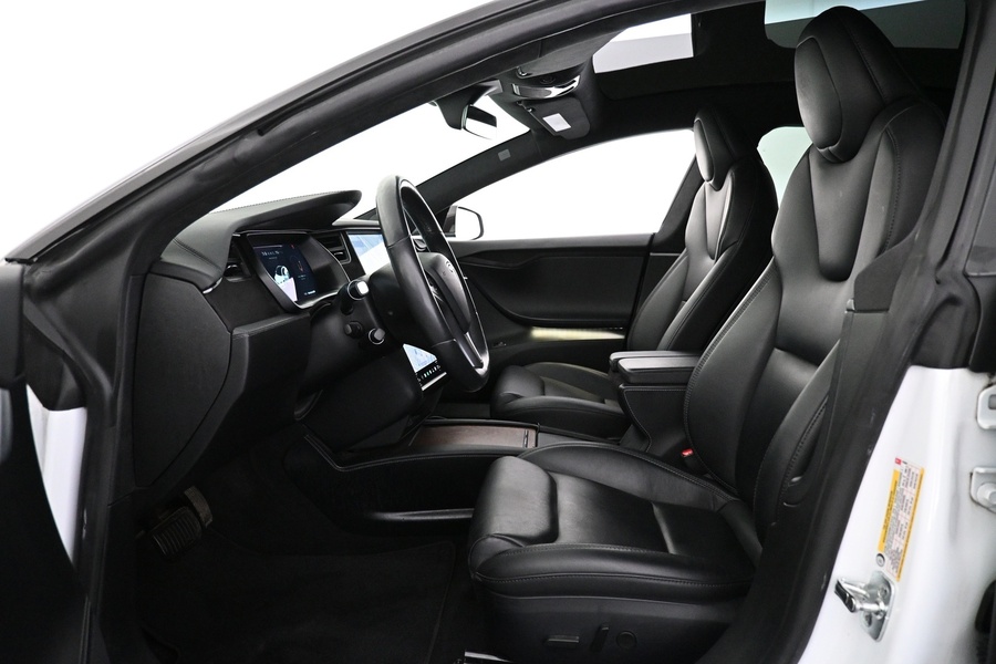 Tesla Model S vaihtoauto