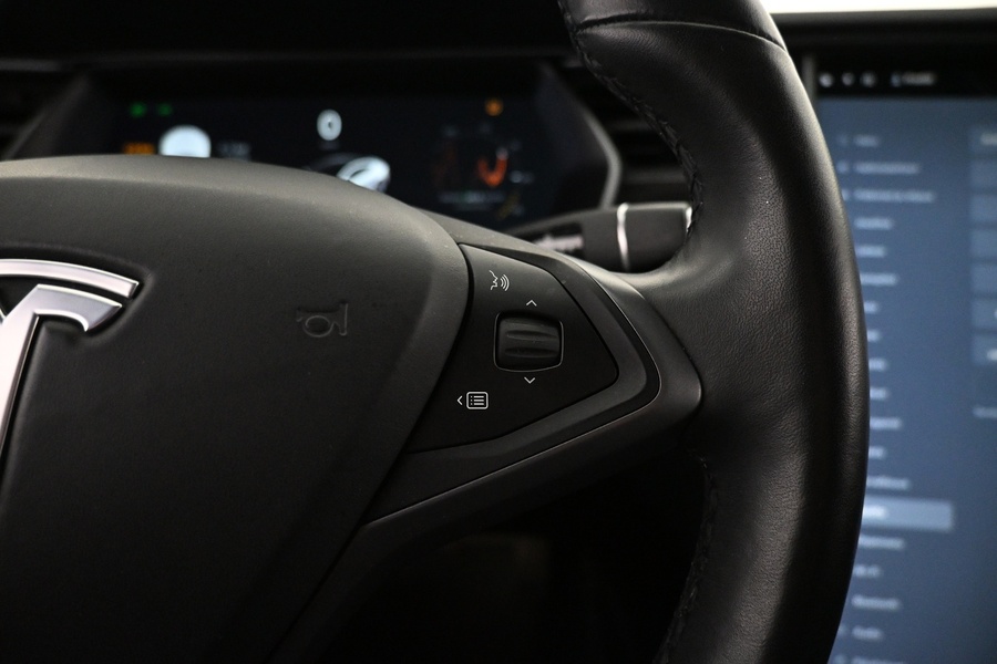 Tesla Model S vaihtoauto