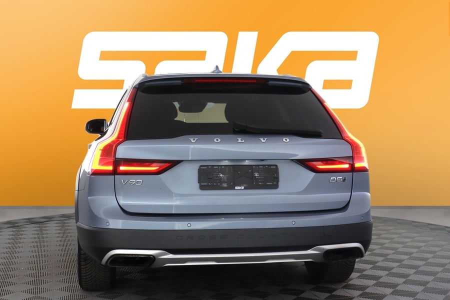 Volvo V90 Cross Country vaihtoauto