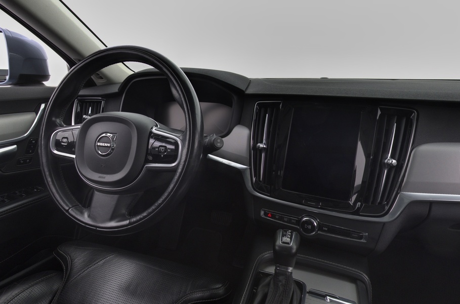 Volvo V90 Cross Country vaihtoauto