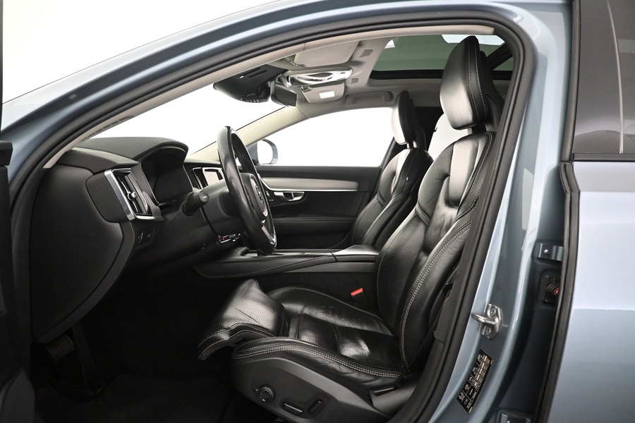 Volvo V90 Cross Country vaihtoauto