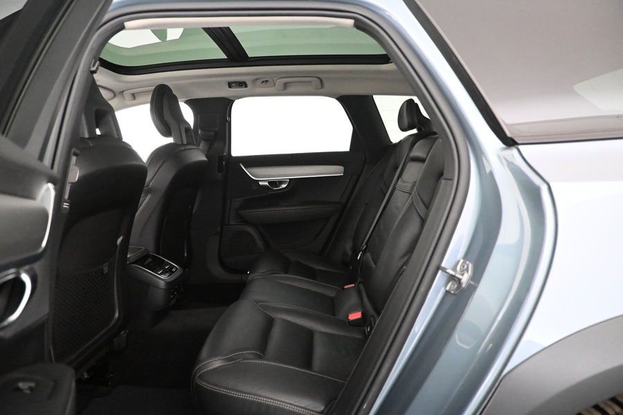 Volvo V90 Cross Country vaihtoauto