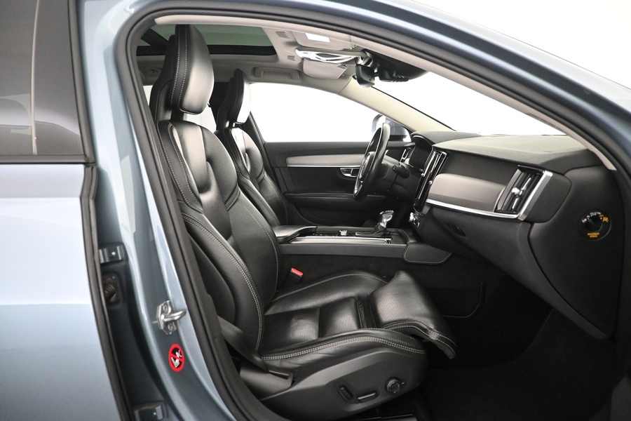 Volvo V90 Cross Country vaihtoauto