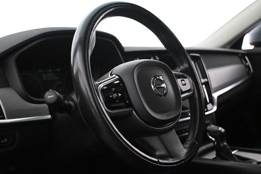 Volvo V90 Cross Country vaihtoauto