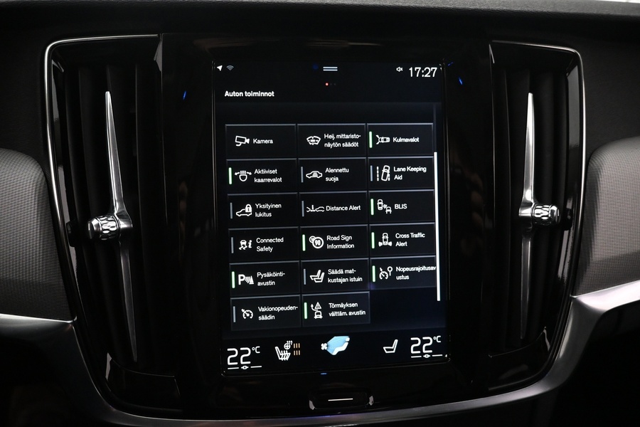 Volvo V90 Cross Country vaihtoauto