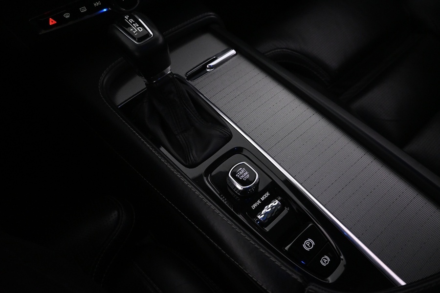 Volvo V90 Cross Country vaihtoauto