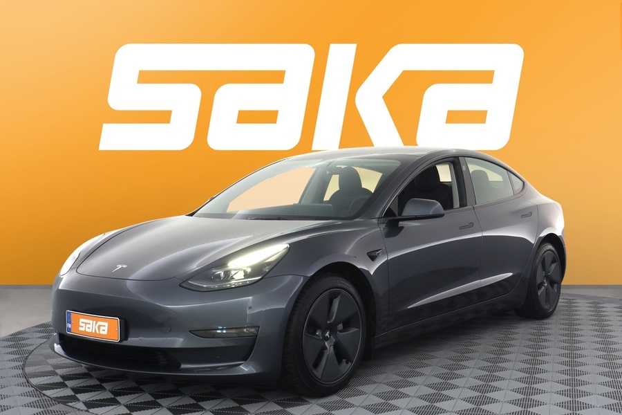 Tesla Model 3 vaihtoauto