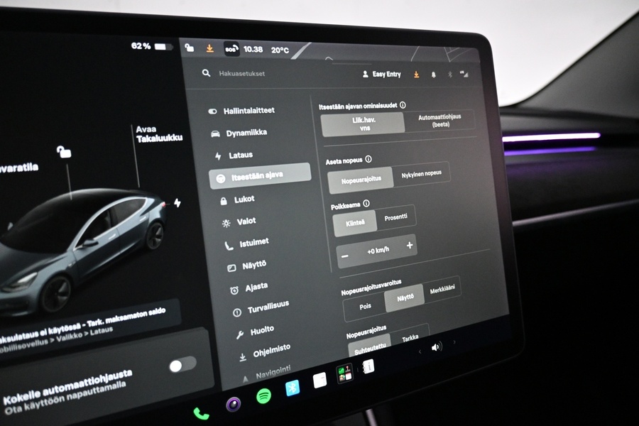 Tesla Model 3 vaihtoauto