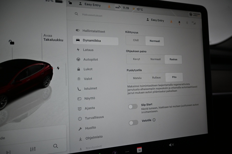 Tesla Model 3 vaihtoauto