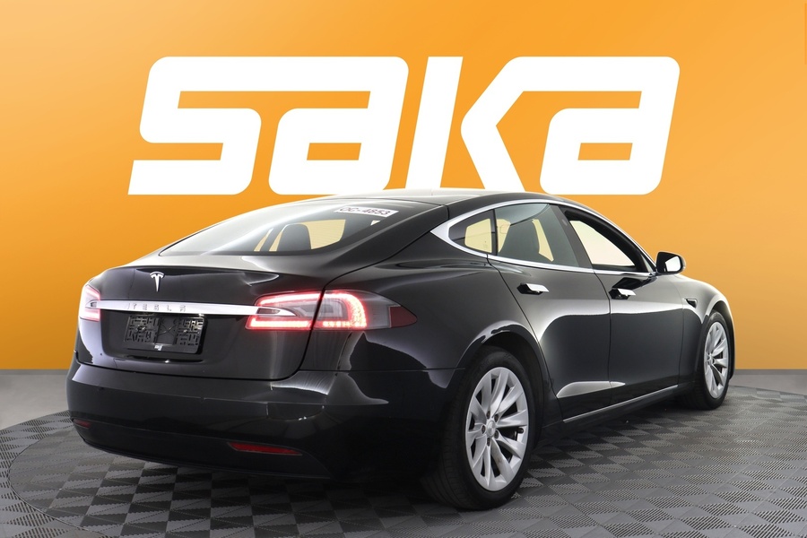 Tesla Model S vaihtoauto