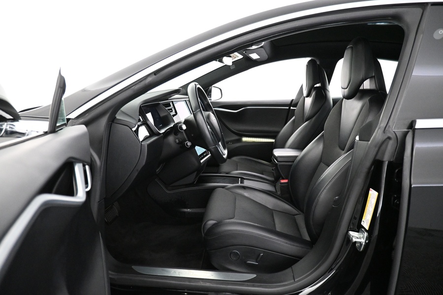 Tesla Model S vaihtoauto