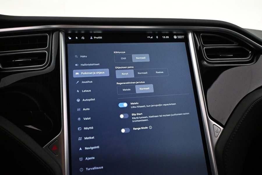 Tesla Model S vaihtoauto