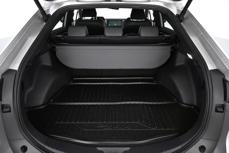 Toyota bZ4X vaihtoauto