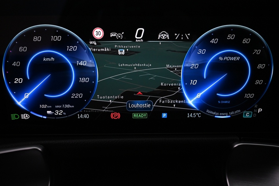 Mercedes-Benz EQB vaihtoauto